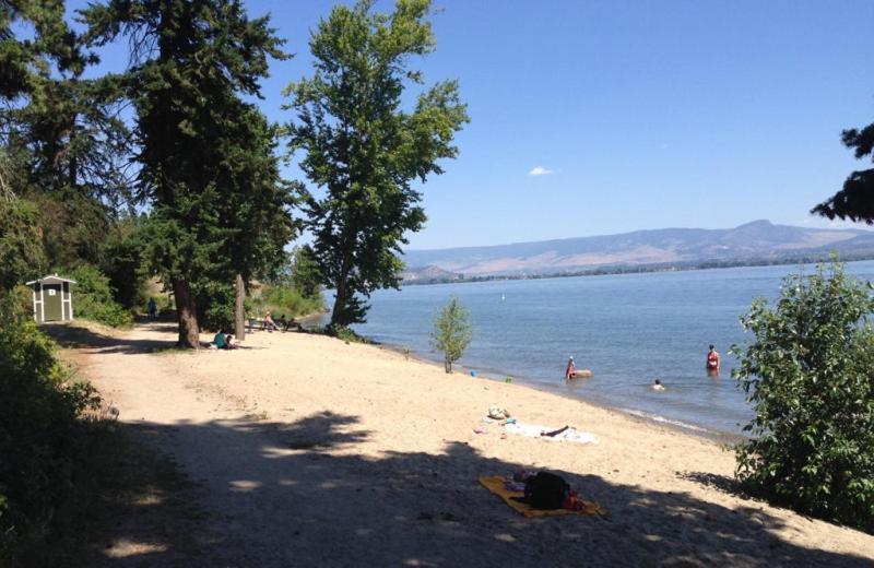 Upgraded Lakeside Resort Dream Vacation Home Kelowna Eksteriør billede